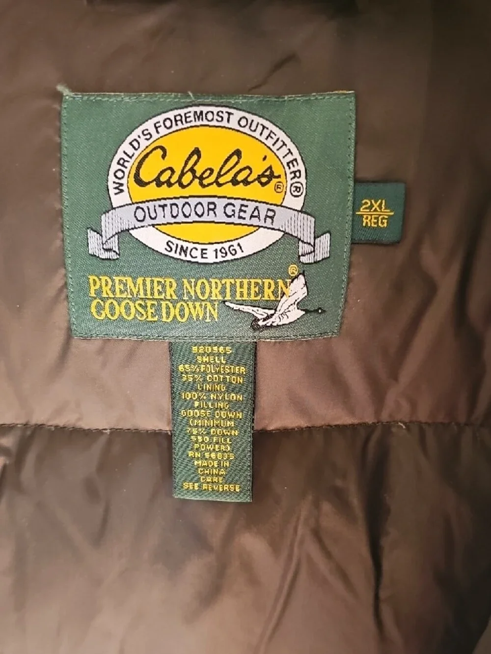 Cabela's Brown Men's Insulated Puffer Vest